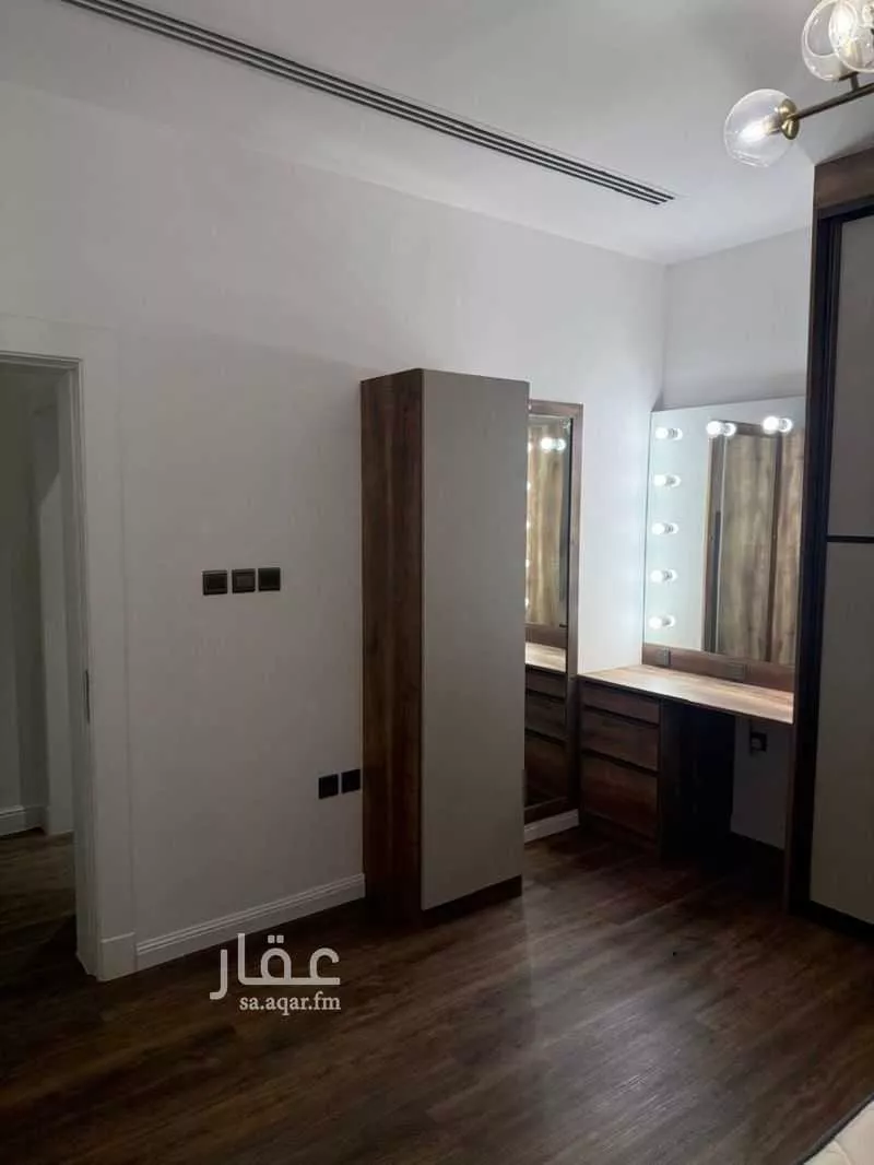3 bedroom apartment in Al Yasmin 6