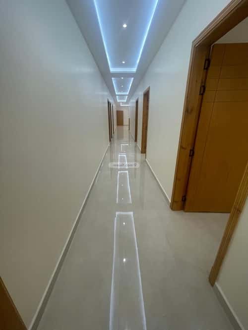 6 bedroom apartment in Al Safaa 4