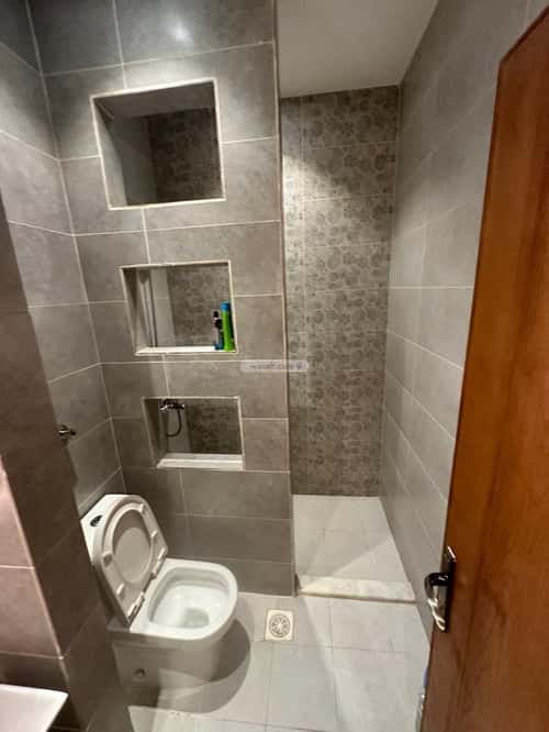 3 bedroom apartment in Al Wurud, Jeddah 8