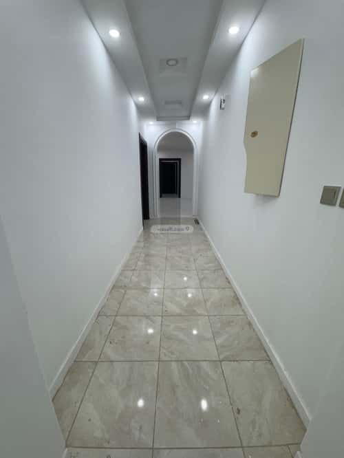 3 bedroom apartment in Az Zomorod 1