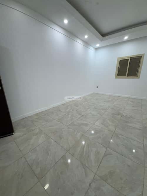 3 bedroom apartment in Az Zomorod 3