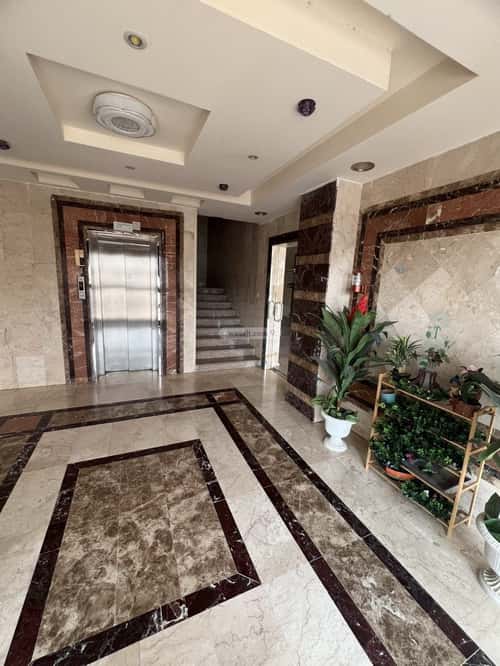 3 bedroom apartment in Al Rawdah 4