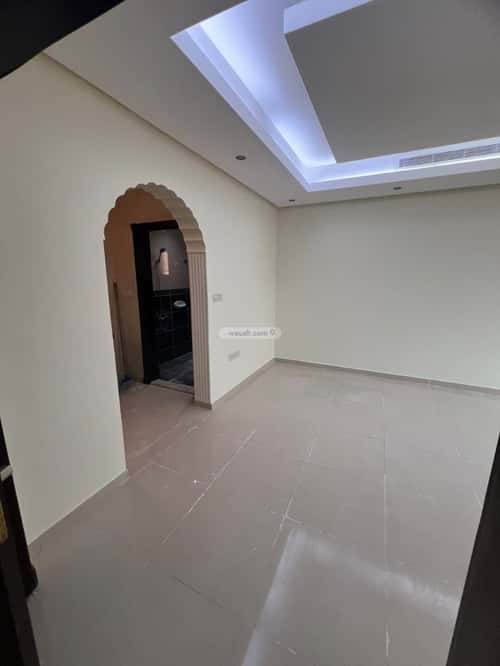 3 bedroom apartment in Al Rawdah 4