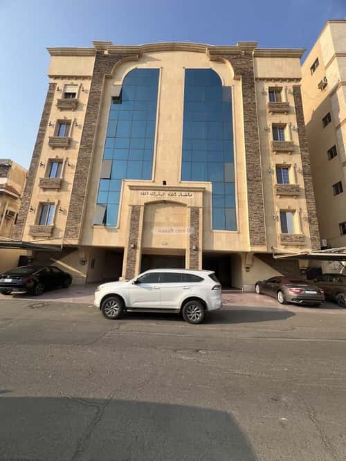 3 bedroom apartment in Al Rawdah 11