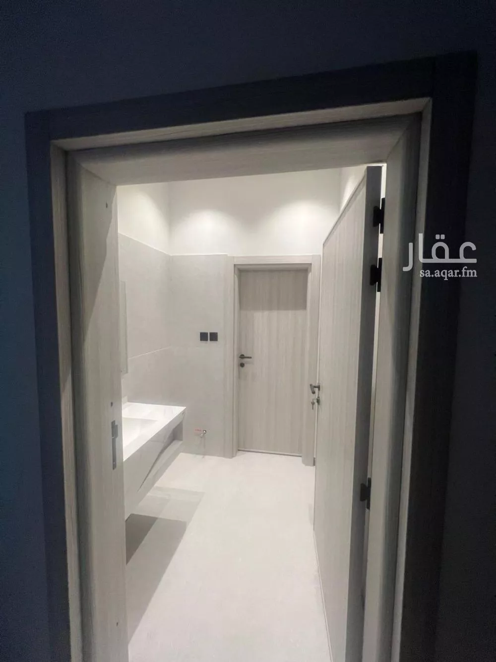 3 bedroom apartment in Al Malqa 15
