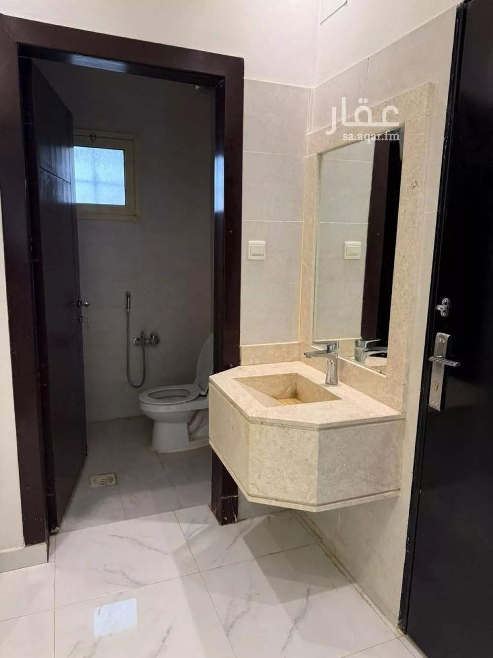 شقة 3 غرف في الرمال 4