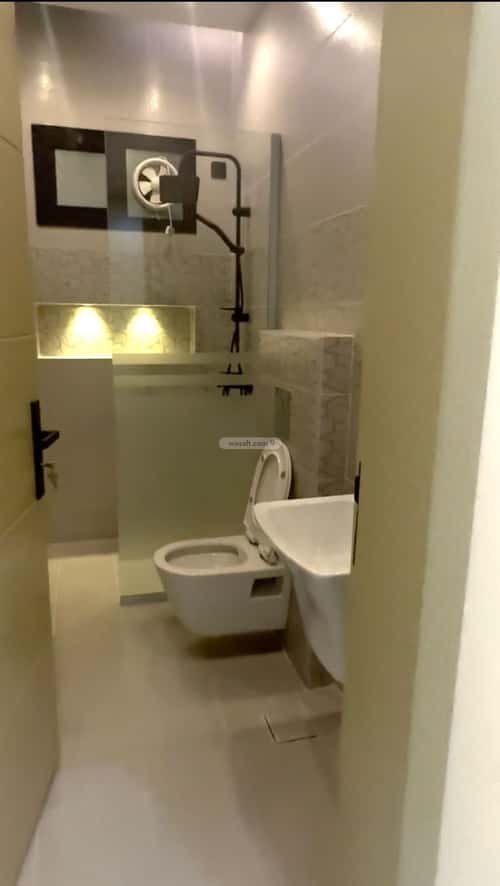 3 bedroom apartment in Al Marwa 6