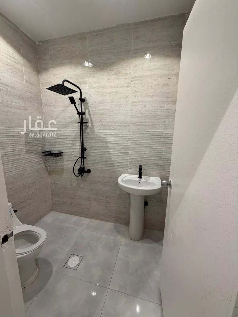 1 bedroom apartment in Al Aqiq 2