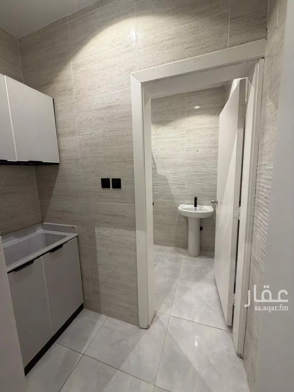 1 bedroom apartment in Al Aqiq 3