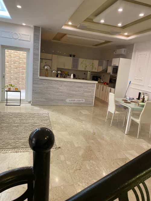 5 bedroom villa in Al Yaqout 8