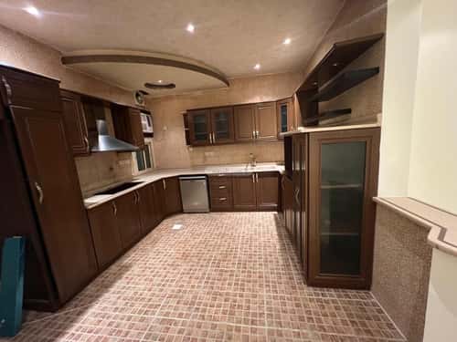 4 bedroom apartment in Al Zahra 4