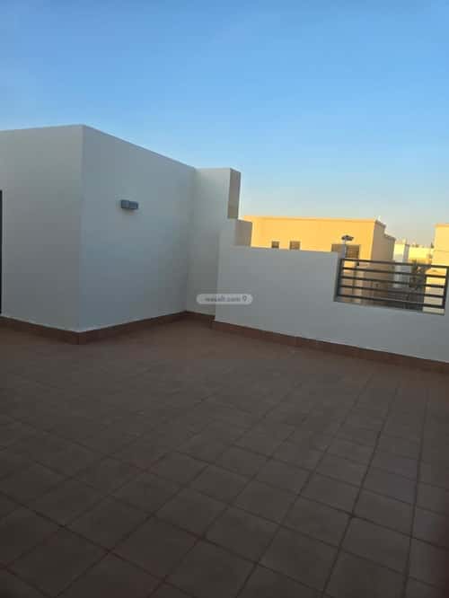 5 bedroom villa in Al Khalidiyyah 19