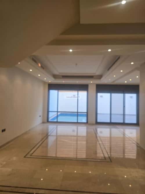 5 bedroom villa in Al Khalidiyyah 10