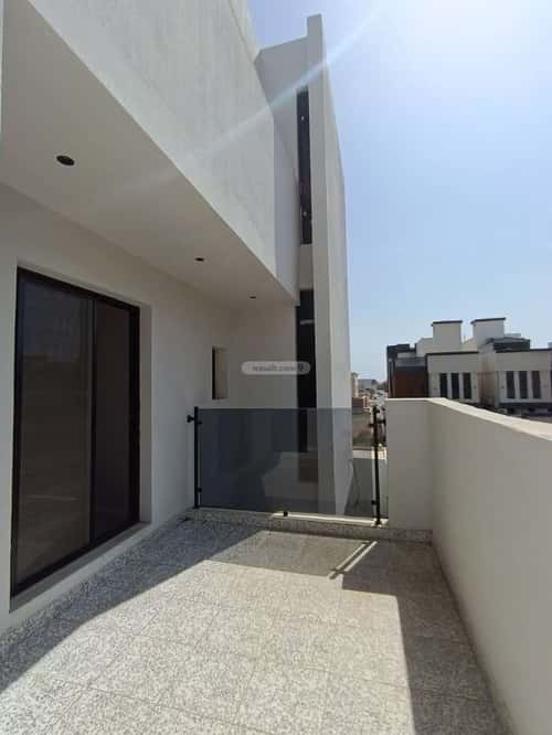 8 bedroom villa in Al Lulu 3