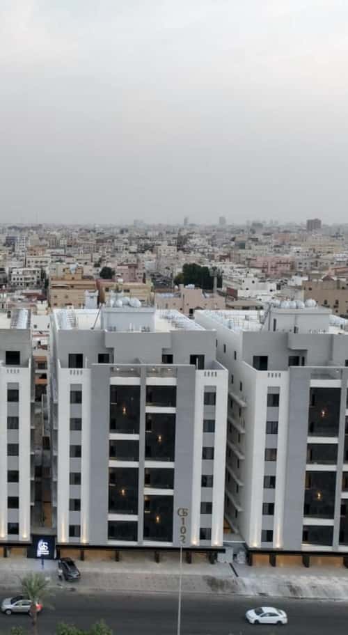 5 bedroom apartment in Al Safaa 12