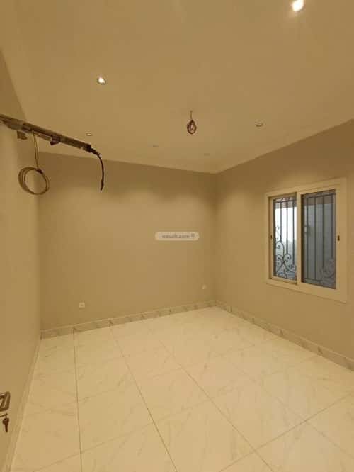 شقة 5 غرف في الروضة 5