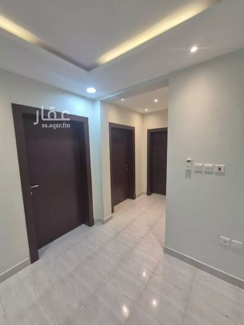 4 bedroom floor in Al Aridh 2
