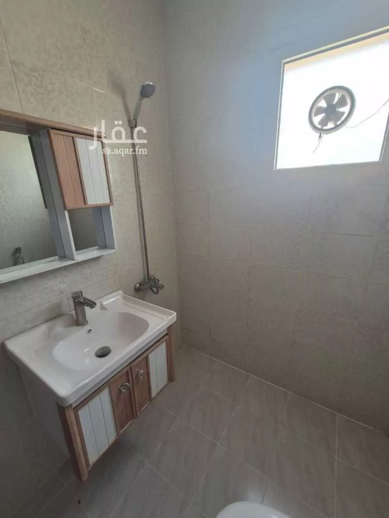 4 bedroom floor in Al Aridh 12