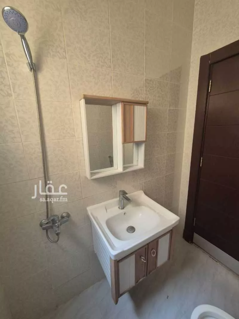 4 bedroom floor in Al Aridh 20