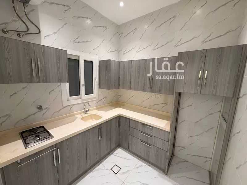 2 bedroom apartment in King Abdullah 8