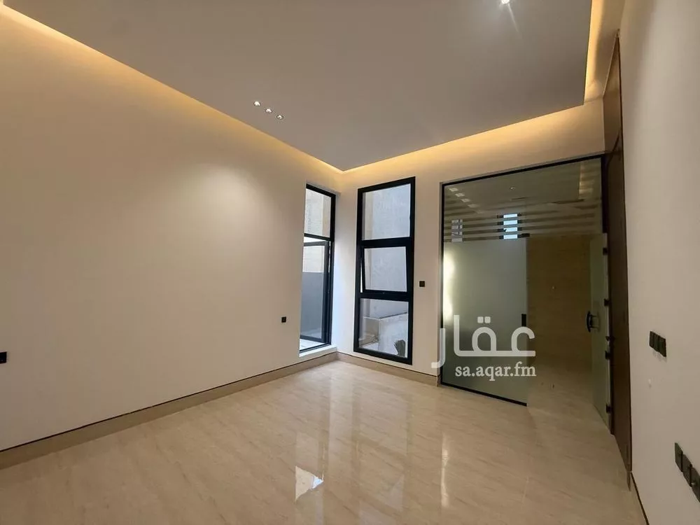 4 bedroom villa in Al Mahdiyyah 17