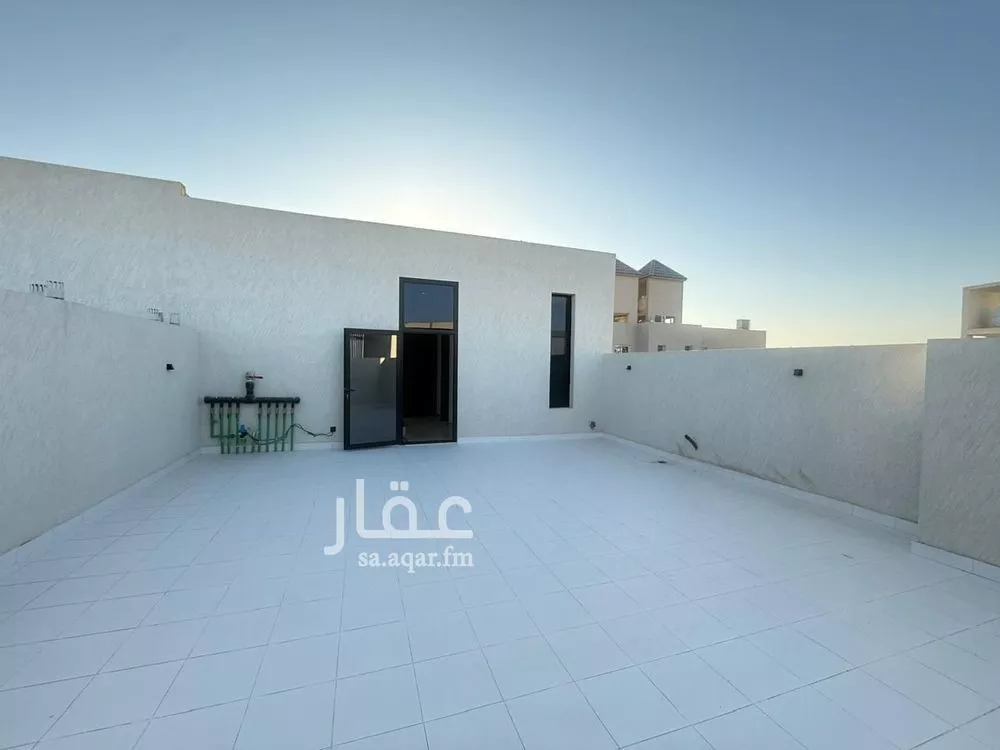 4 bedroom villa in Al Mahdiyyah 19