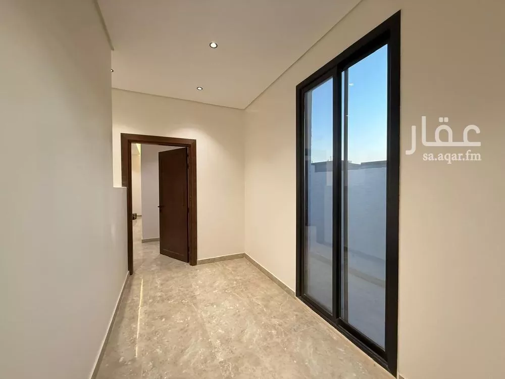 فيلا 5 غرف في المهدية 23