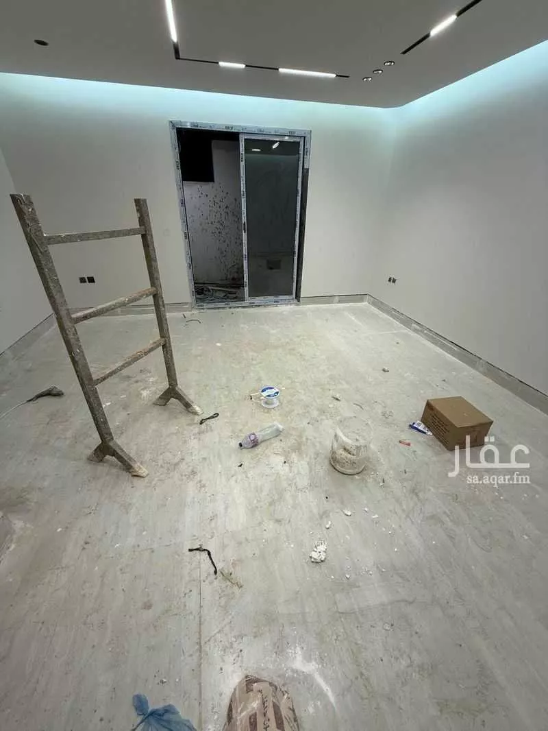 2 bedroom floor in Al Aridh 5