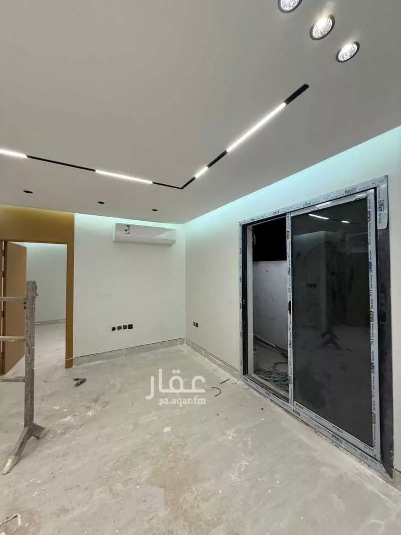 2 bedroom floor in Al Aridh 7