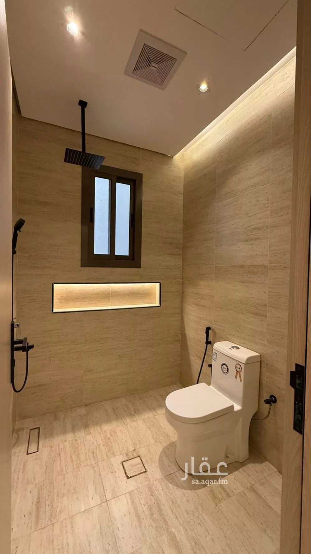 شقة 5 غرف في الملك فهد 3