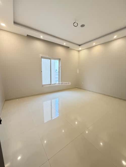 شقة 3 غرف في العزيزية 3