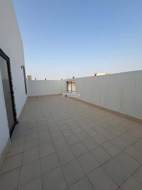 شقة 3 غرف في العزيزية 4