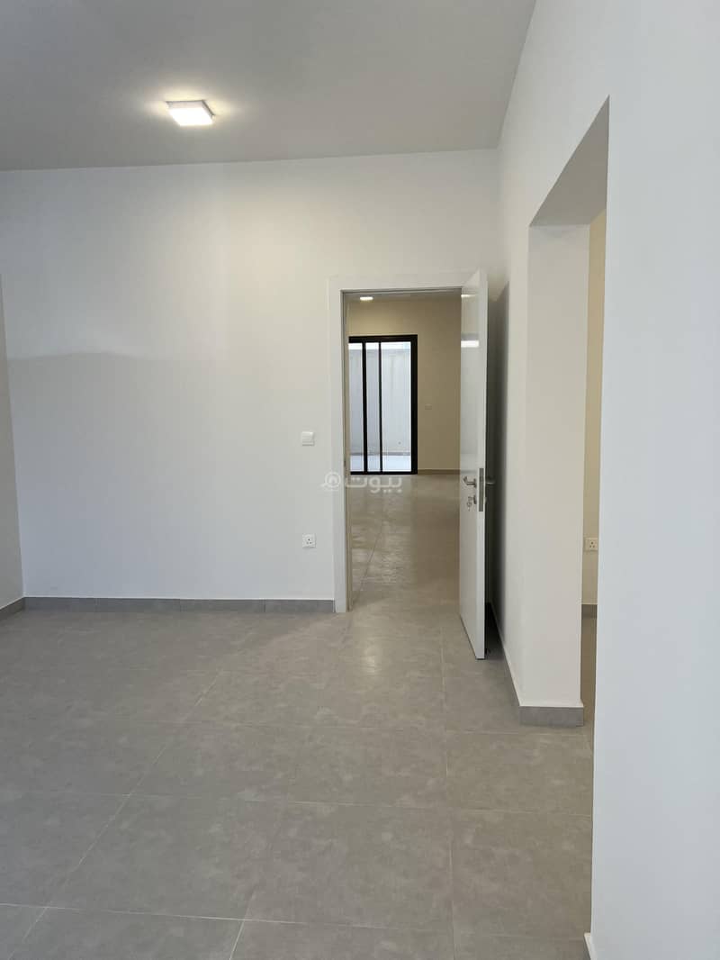 4 bedroom villa in King Khalid International Airport, Riyadh 5