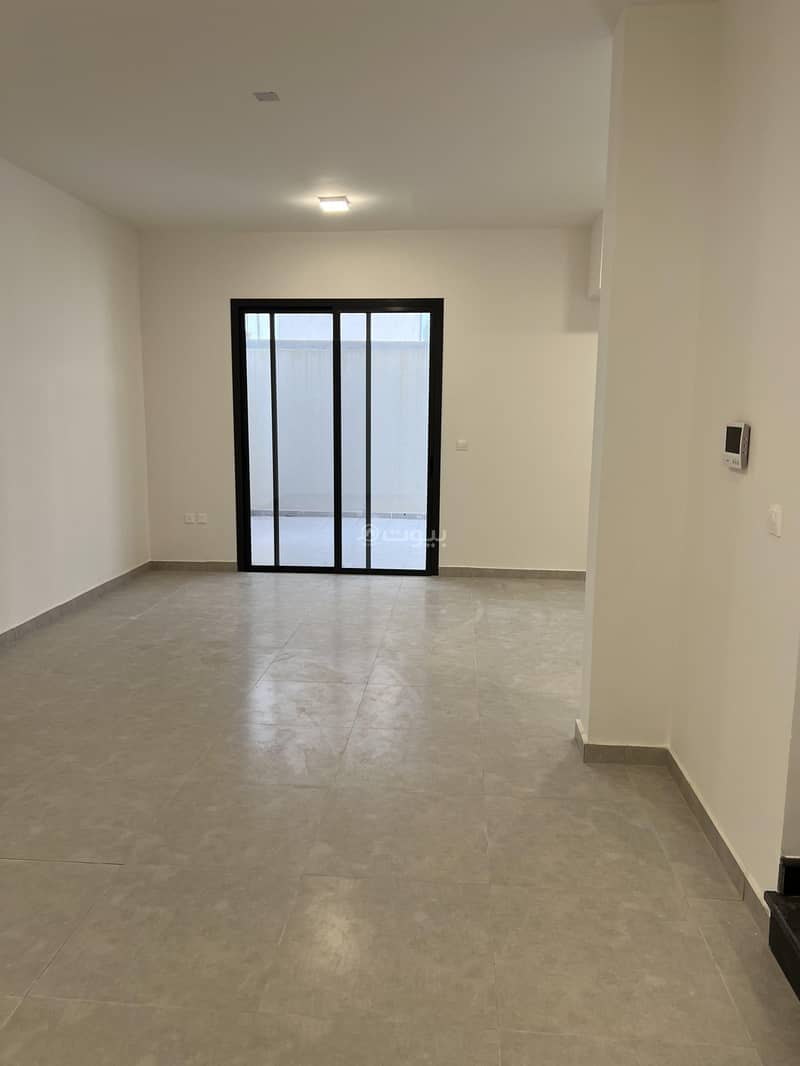 4 bedroom villa in King Khalid International Airport, Riyadh 6
