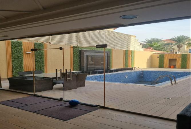 فيلا 6 غرف في العاصمة