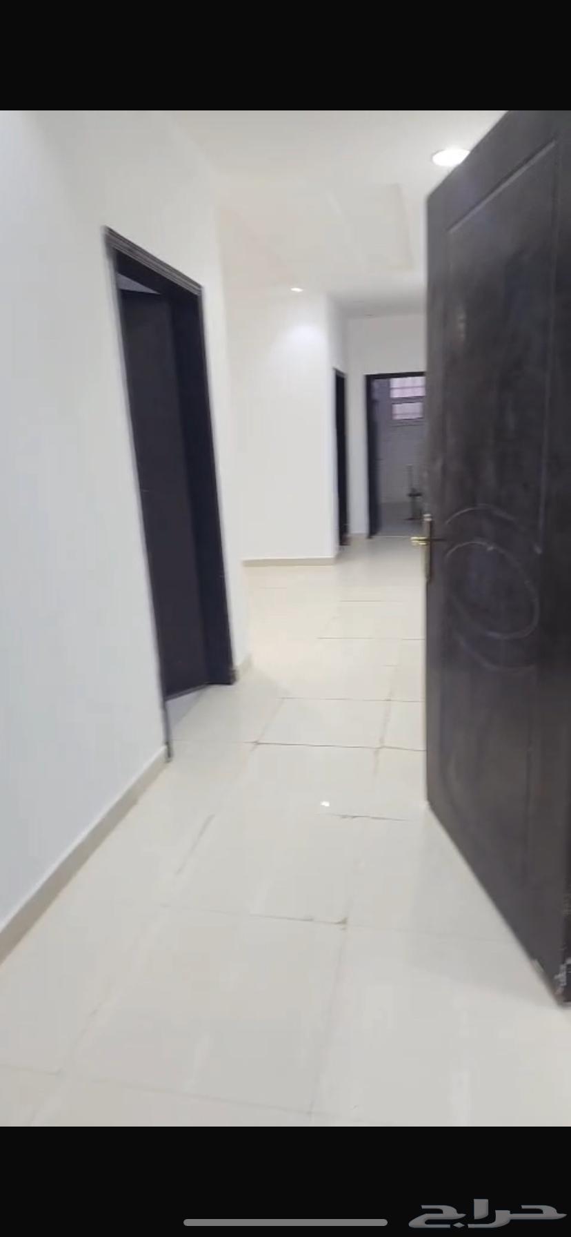 شقة 3 غرف في الرمال 2