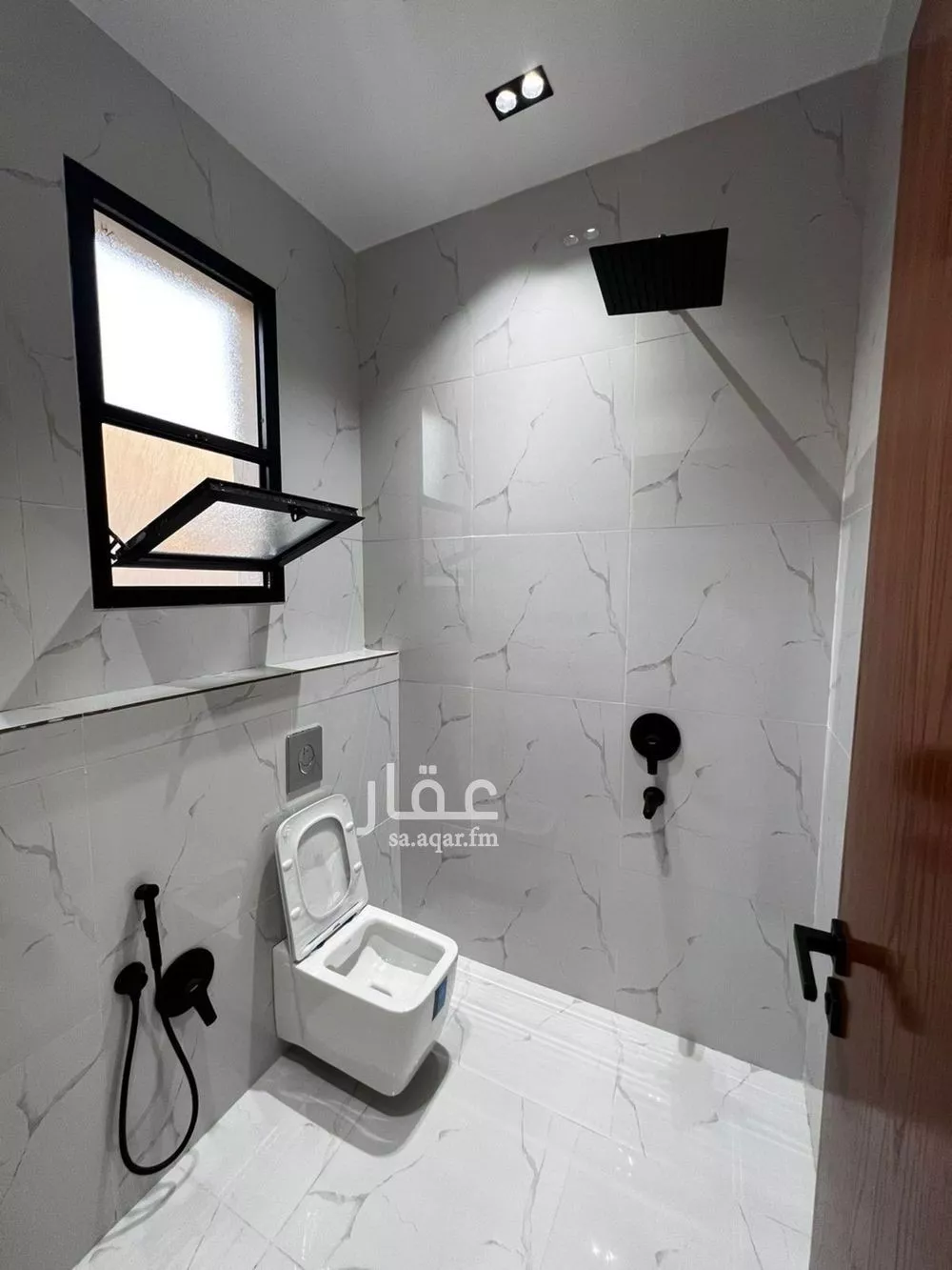 5 bedroom villa in Al Khaleej 3