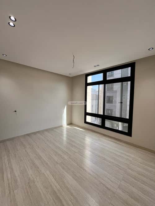 5 bedroom apartment in Al Naeem 4