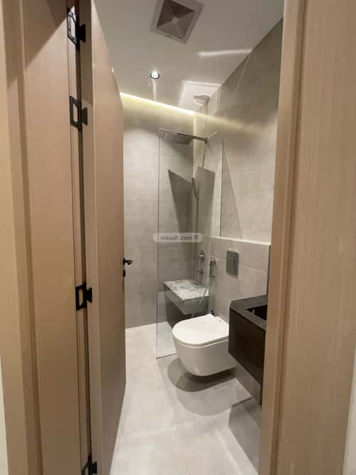 شقة 4 غرف في الروضة 5