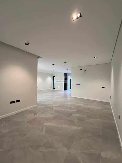 6 bedroom villa in Al Lulu 2