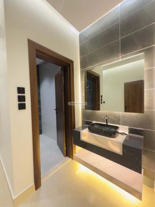 4 bedroom apartment in Al Rawdah 5