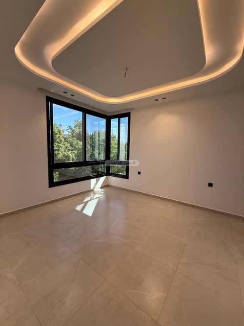 شقة 3 غرف في الروضة 3