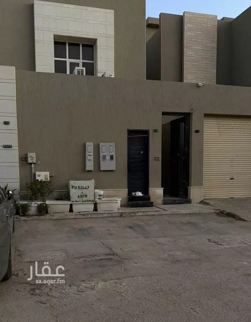 2 bedroom floor in Al Aridh 4