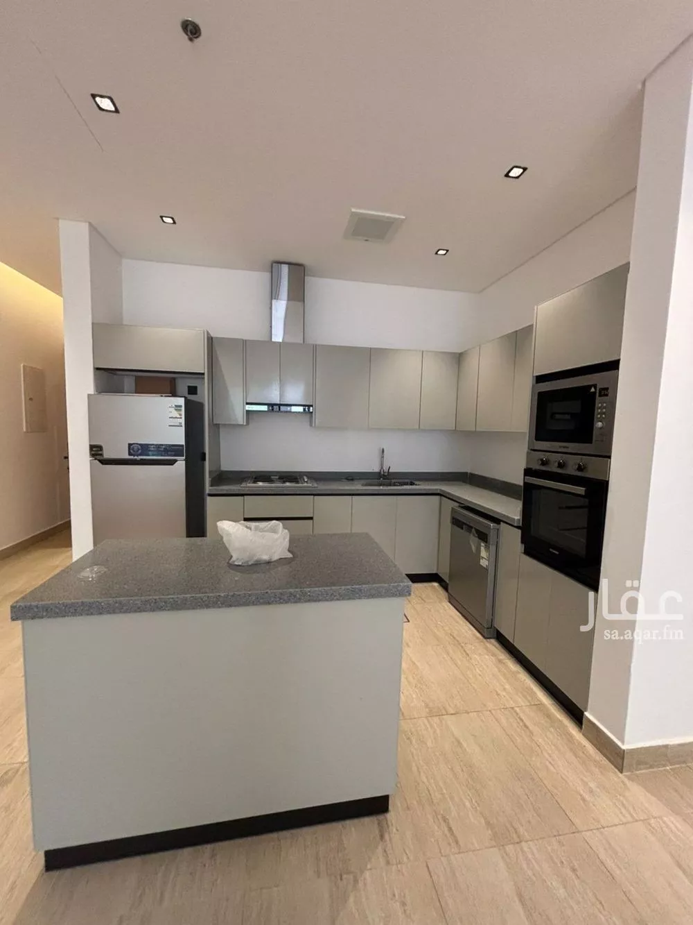 2 bedroom apartment in Al Mughrizat 2