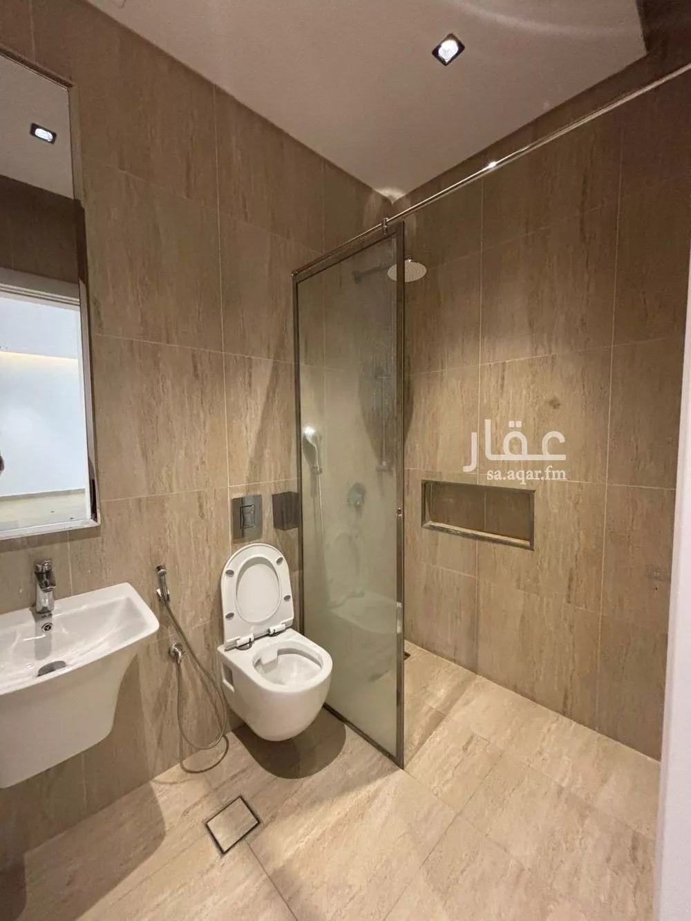 2 bedroom apartment in Al Mughrizat 3