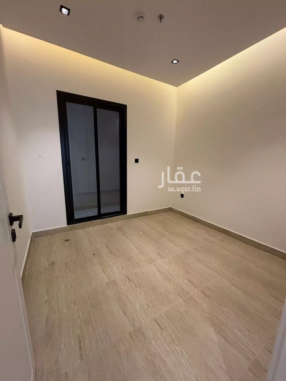 2 bedroom apartment in Al Mughrizat 5