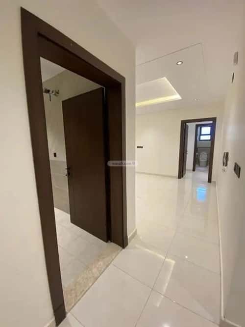 5 bedroom apartment in حكومي1 3