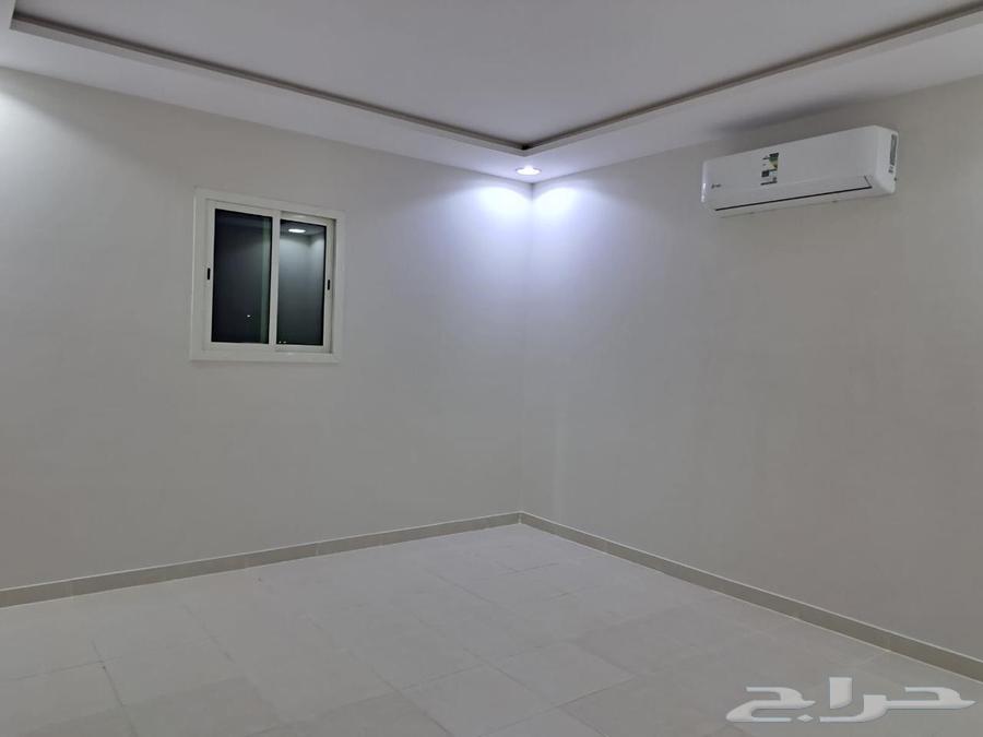 شقة 1 غرف في العارض 4