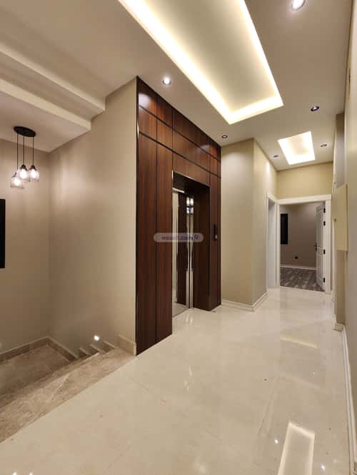9 bedroom villa in Az Zomorod 9