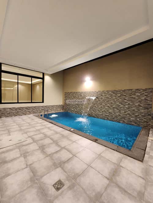 9 bedroom villa in Az Zomorod 14
